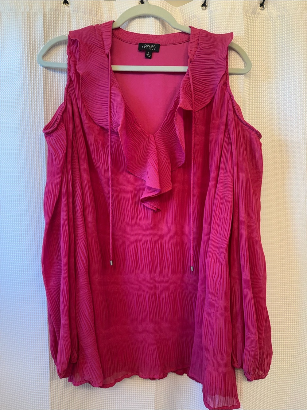 Jones New York Fuchsia Ruffle Cold-Shoulder Blouse